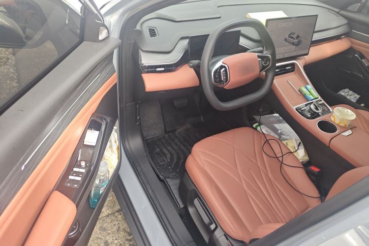 Used Geely Galaxy L6 2025 EM-i 60km Launch Edition Driver Seat