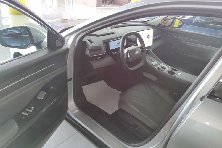 Used Geely Galaxy L6 2025 EM-i 140km Starship Edition Driver Seat