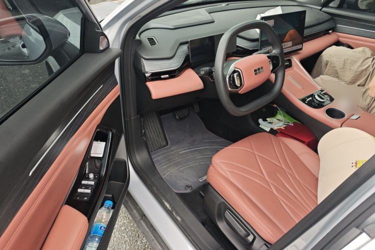 Used Geely Galaxy L6 2025 EM-i 60km Launch Edition Driver Seat