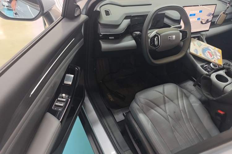 Used Geely Galaxy L6 2025 EM-i 60km Exploration Edition Driver Seat