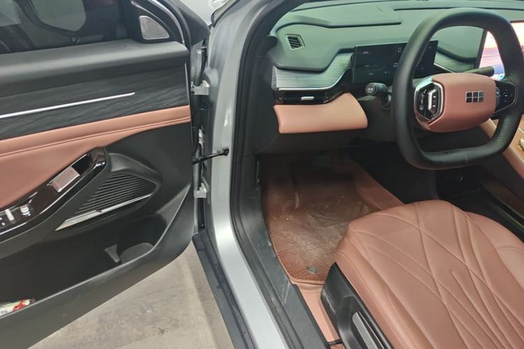 Used Geely Galaxy L6 2025 EM-i 60km Launch Edition Driver Seat