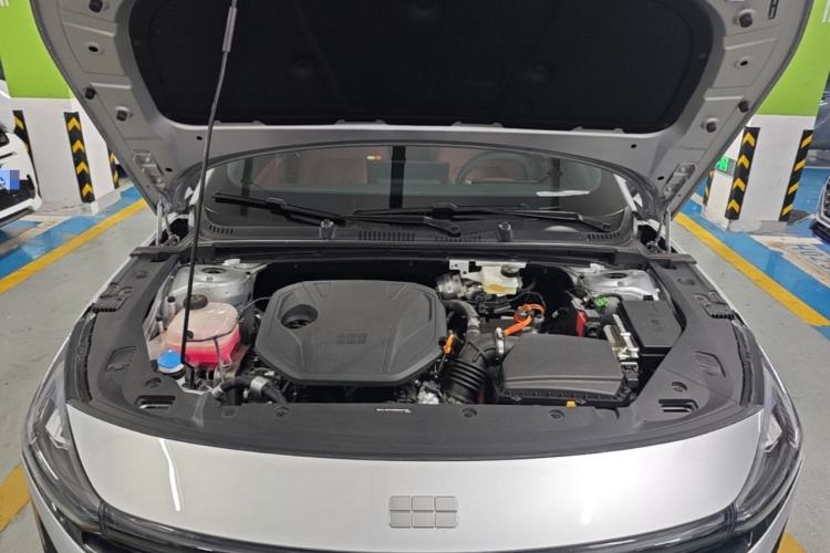 Used Geely Galaxy L6 2025 EM-i 140km Explorer+ Edition Engine Bay