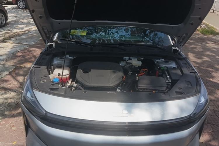 Used Geely Galaxy L6 2025 EM-i 140km Long-Range Version Engine Bay