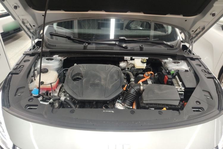 Used Geely Galaxy L6 2025 EM-i 140km Starship Edition Engine Bay
