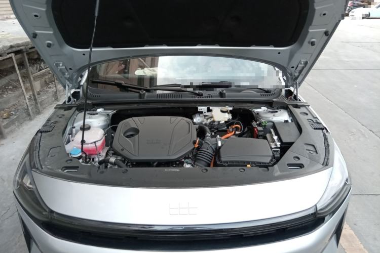 Used Geely Galaxy L6 2025 EM-i 140km Explorer+ Edition Engine Bay