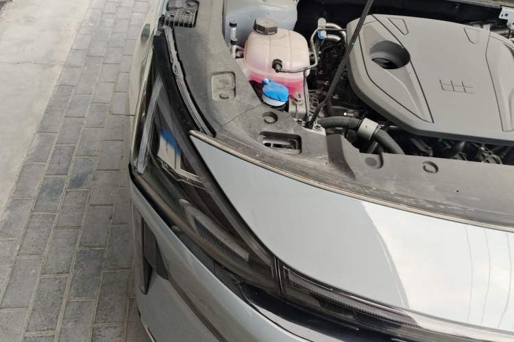 Used Geely Galaxy L6 2025 EM-i 140km Starship Edition Engine Bay Right