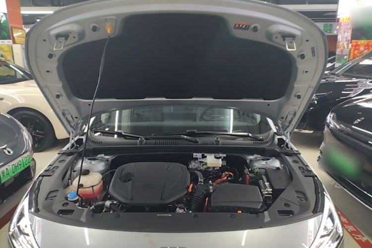 Used Geely Galaxy L6 2025 EM-i 140km Starship Edition Engine Bay