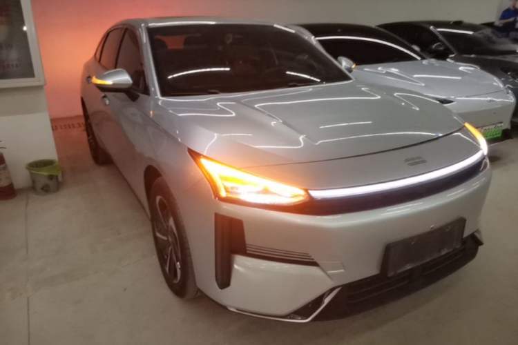 Used Geely Galaxy L6 2025 EM-i 140km Starship Edition Exterior 1