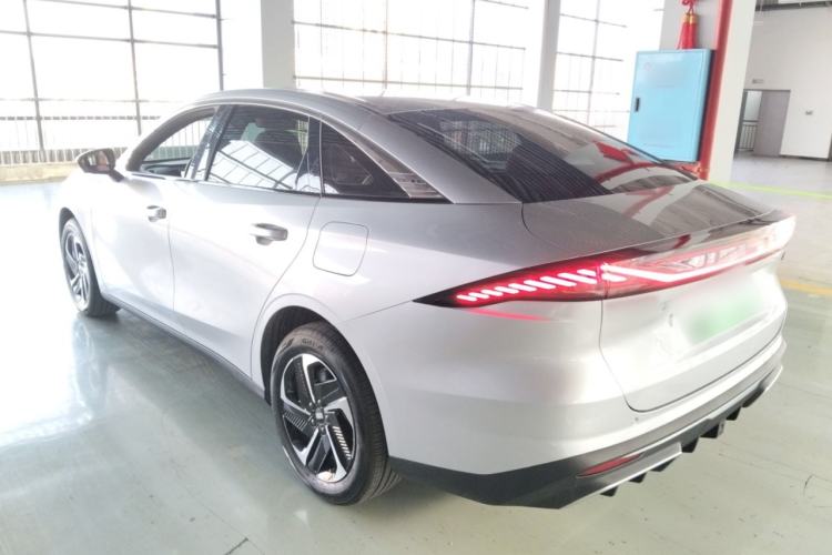 Used Geely Galaxy L6 2025 EM-i 140km Starship Edition Exterior 2