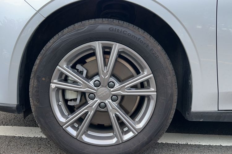 Used Geely Galaxy L6 2025 EM-i 140km Long-Range Version Exterior 8