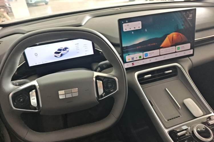 Used Geely Galaxy L6 2025 EM-i 140km Starship Edition Gear Lever