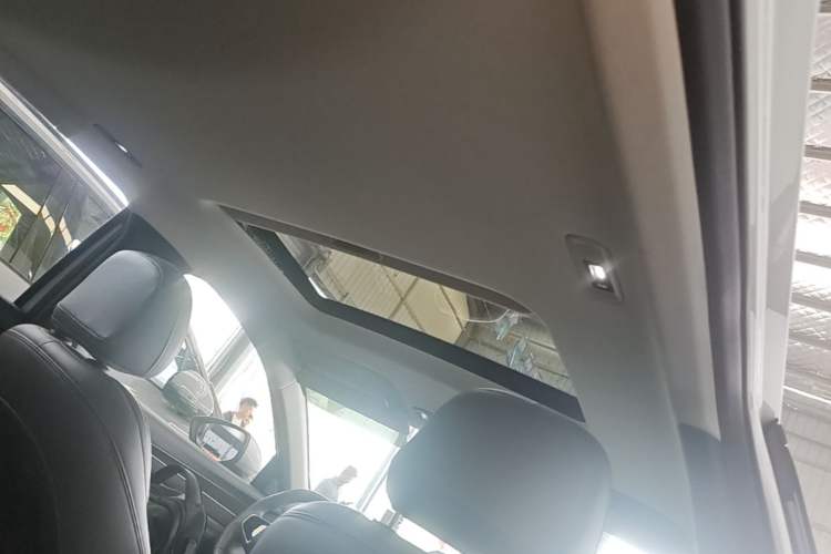 Used Geely Galaxy L6 2025 EM-i 140km Starship Edition Headliner