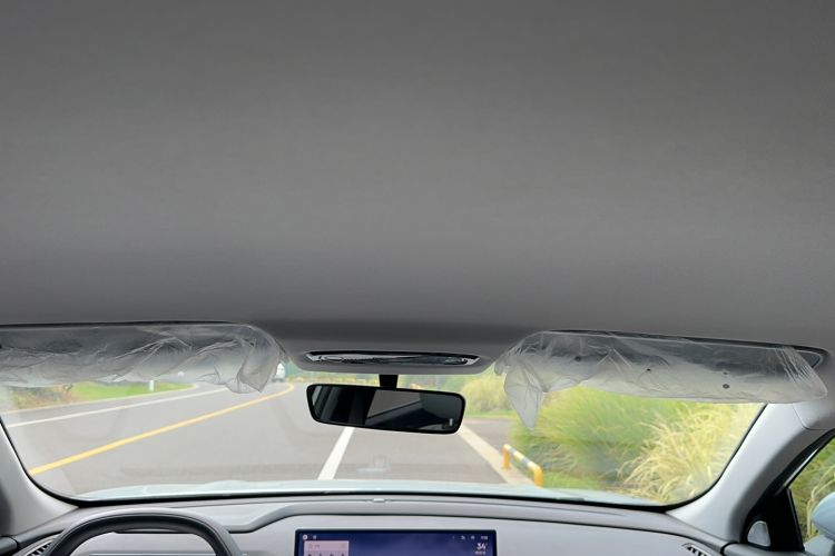 Used Geely Galaxy L6 2025 EM-i 140km Long-Range Version Headliner