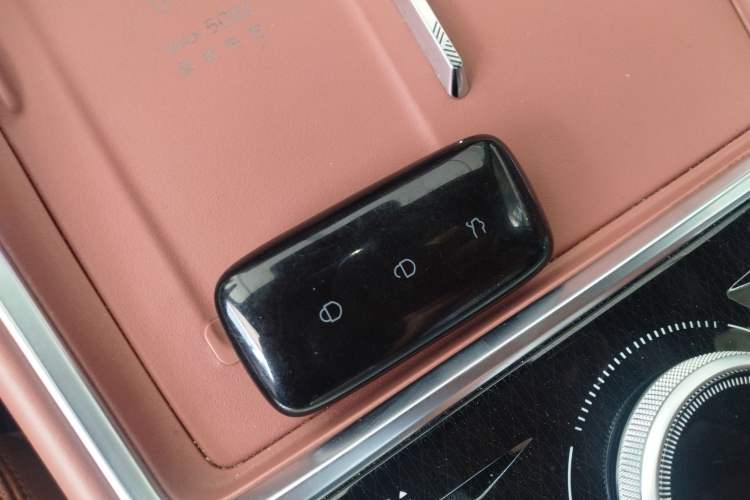 Used Geely Galaxy L6 2025 EM-i 140km Starship Edition Interior 1