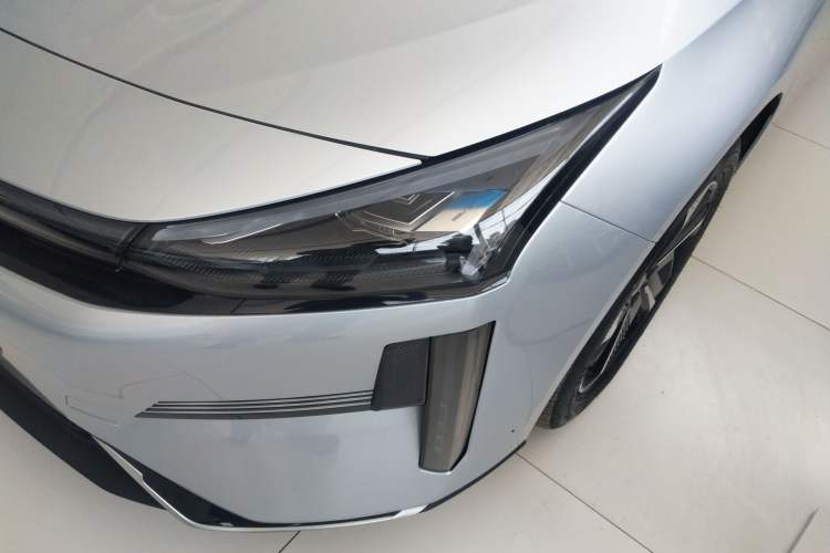 Used Geely Galaxy L6 2025 EM-i 140km Starship Edition Left Front Headlight