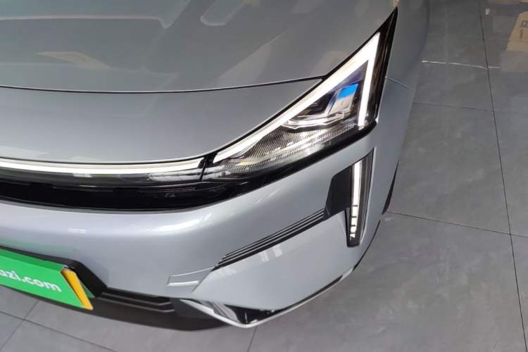 Used Geely Galaxy L6 2025 EM-i 140km Starship Edition Left Front Headlight