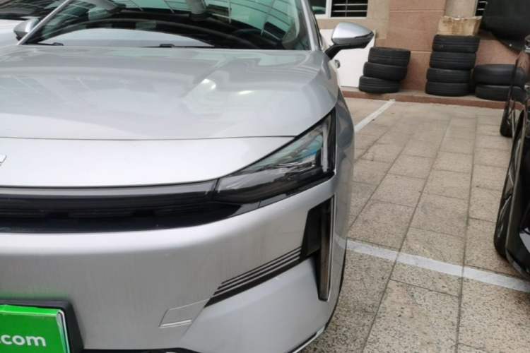 Used Geely Galaxy L6 2025 EM-i 140km Starship Edition Left Front Headlight