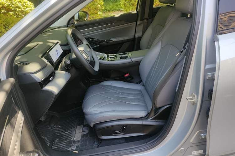 Used Geely Galaxy L6 2025 EM-i 140km Starship Edition Left Front Seat