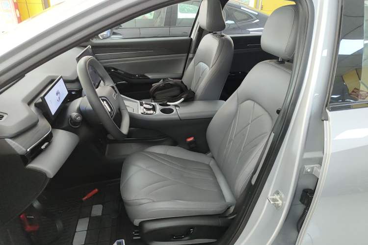 Used Geely Galaxy L6 2025 EM-i 140km Starship Edition Left Front Seat