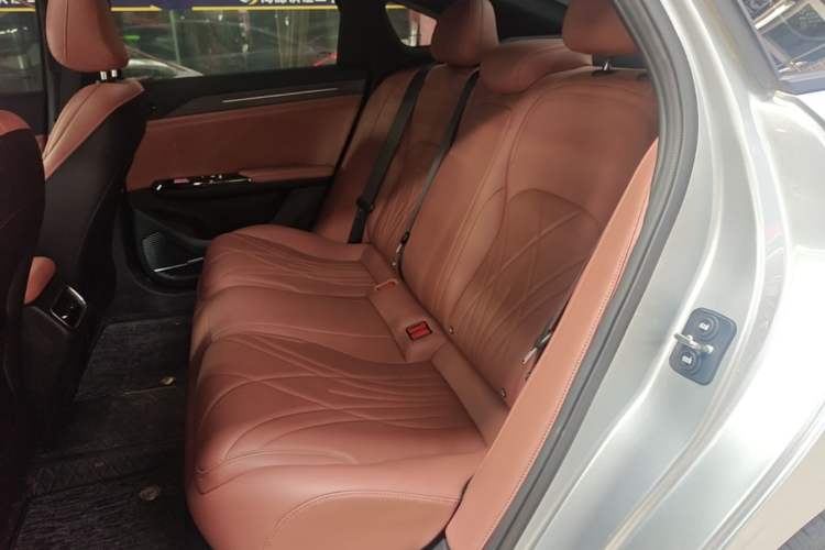 Used Geely Galaxy L6 2025 EM-i 140km Explorer+ Edition Left Rear Seat