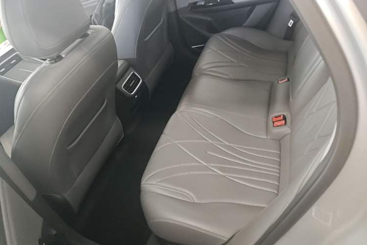 Used Geely Galaxy L6 2025 EM-i 140km Starship Edition Left Rear Seat