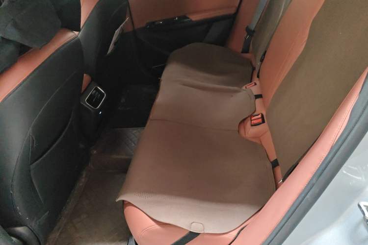 Used Geely Galaxy L6 2025 EM-i 60km Launch Edition Left Rear Seat