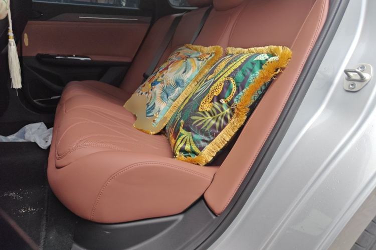 Used Geely Galaxy L6 2025 EM-i 140km Explorer+ Edition Left Rear Seat