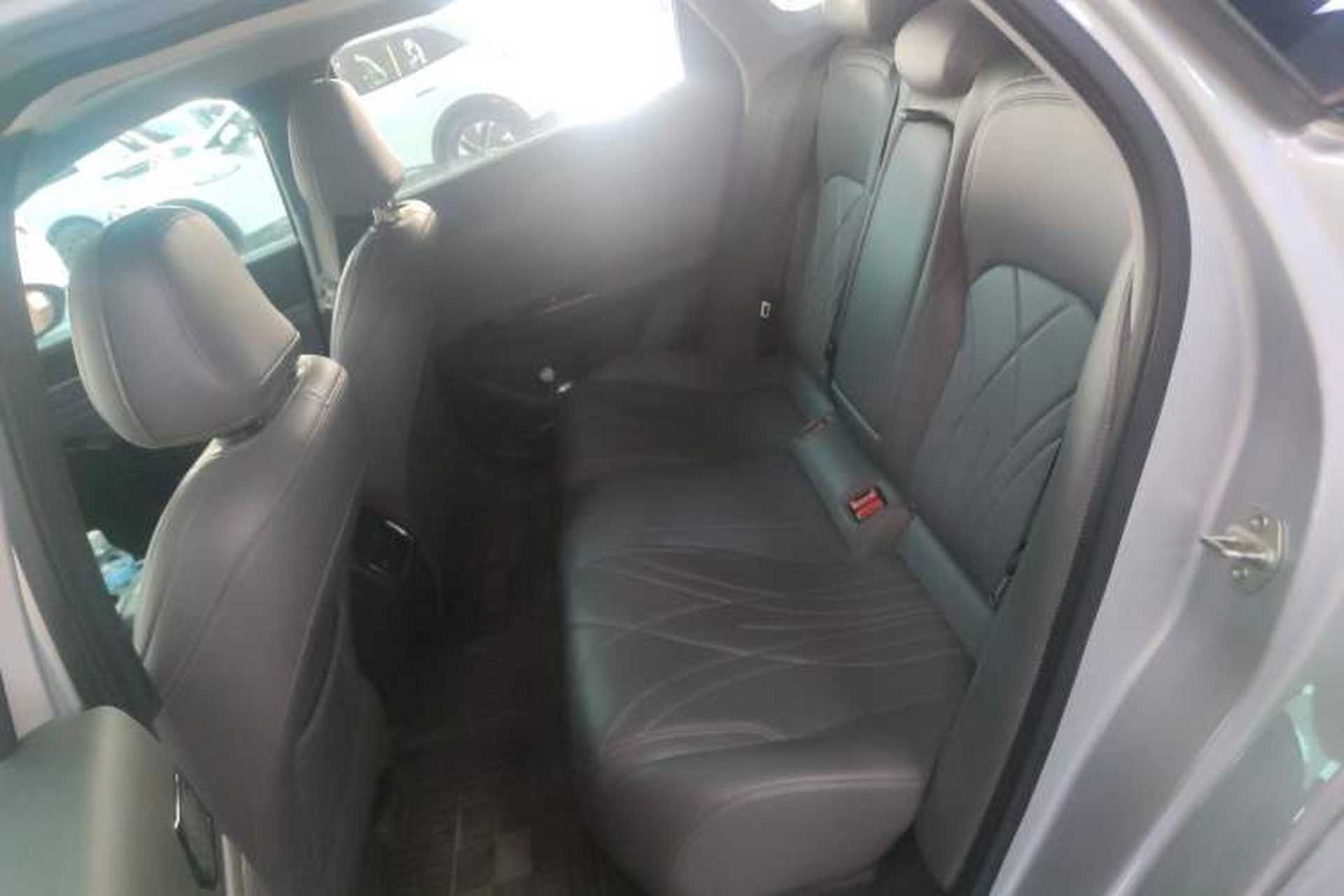Used Geely Galaxy L6 2025 EM-i 140km Starship Edition Left Rear Seat