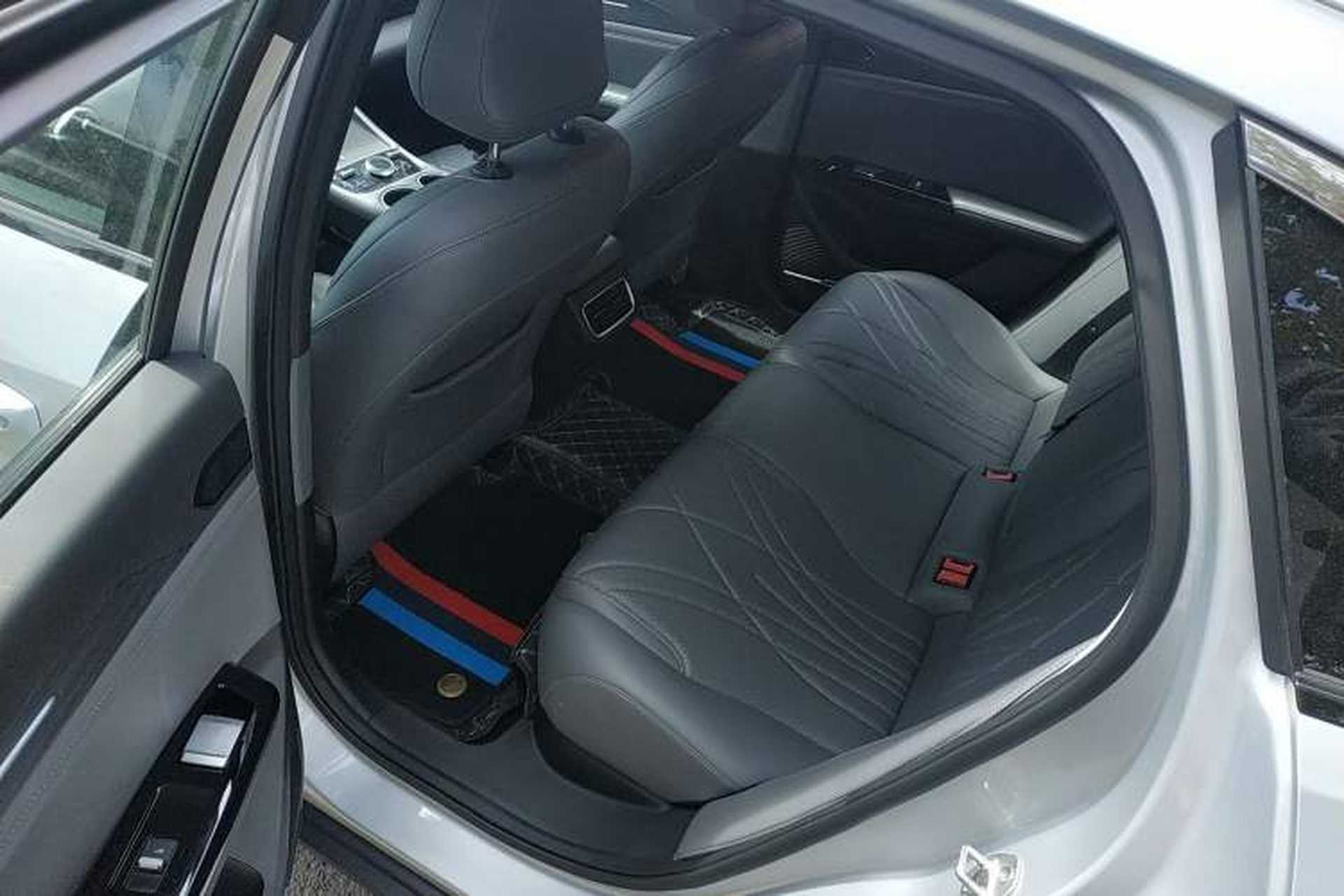 Used Geely Galaxy L6 2025 EM-i 140km Starship Edition Left Rear Seat