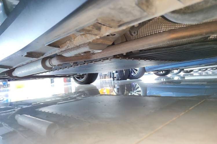 Used Geely Galaxy L6 2025 EM-i 140km Starship Edition Left Side Sill