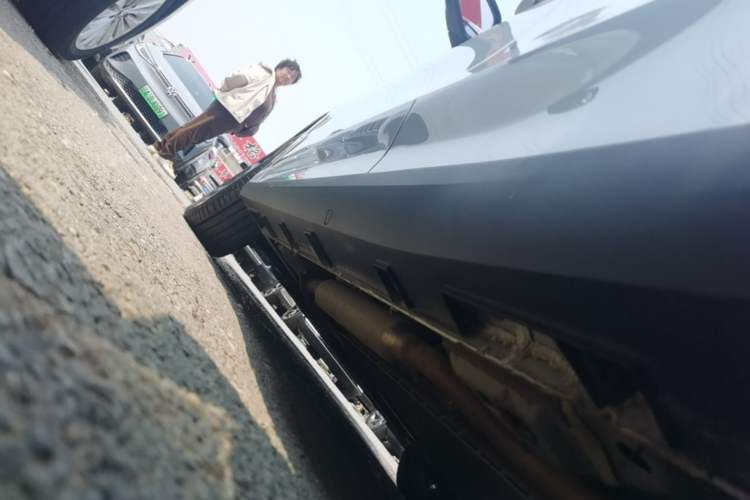 Used Geely Galaxy L6 2025 EM-i 140km Starship Edition Left Side Sill