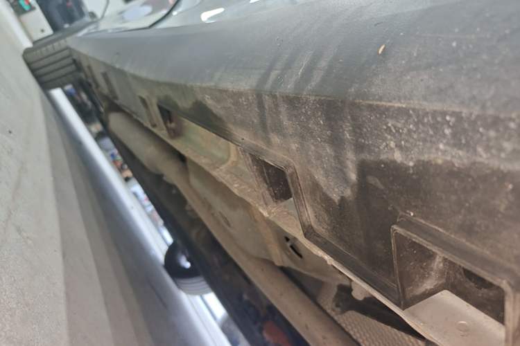 Used Geely Galaxy L6 2025 EM-i 60km Launch Edition Left Side Sill