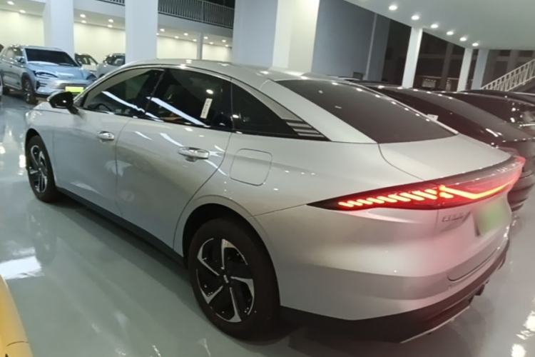 Used Geely Galaxy L6 2025 EM-i 140km Starship Edition Rear Left 45 Deg