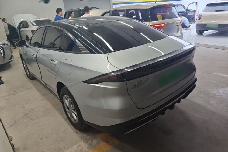 Used Geely Galaxy L6 2025 EM-i 60km Launch Edition Rear Left 45 Deg