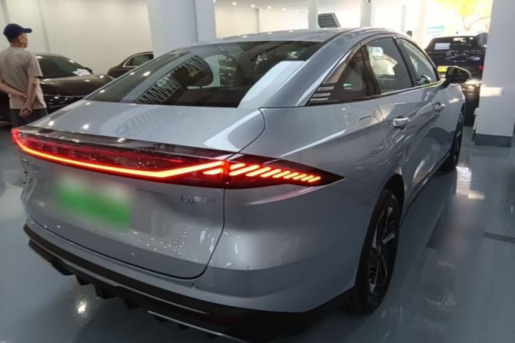 Used Geely Galaxy L6 2025 EM-i 140km Starship Edition Rear Right 45 Deg