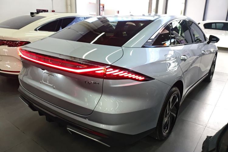 Used Geely Galaxy L6 2025 EM-i 140km Starship Edition Rear Right 45 Deg