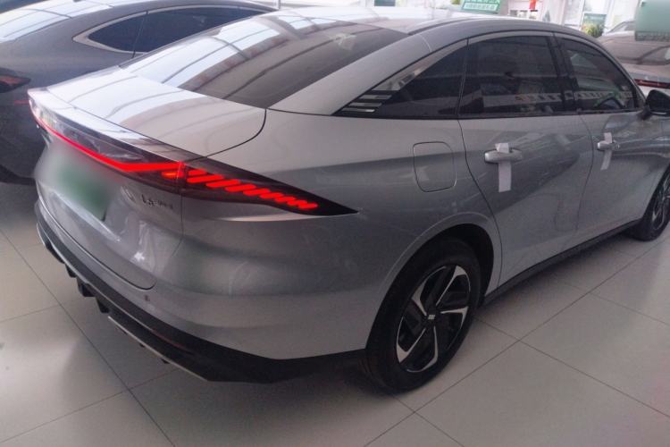 Used Geely Galaxy L6 2025 EM-i 140km Starship Edition Rear Right 45 Deg