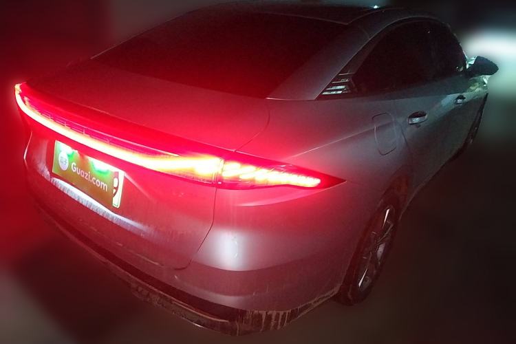 Used Geely Galaxy L6 2025 EM-i 140km Long-Range Version Rear Right 45 Deg