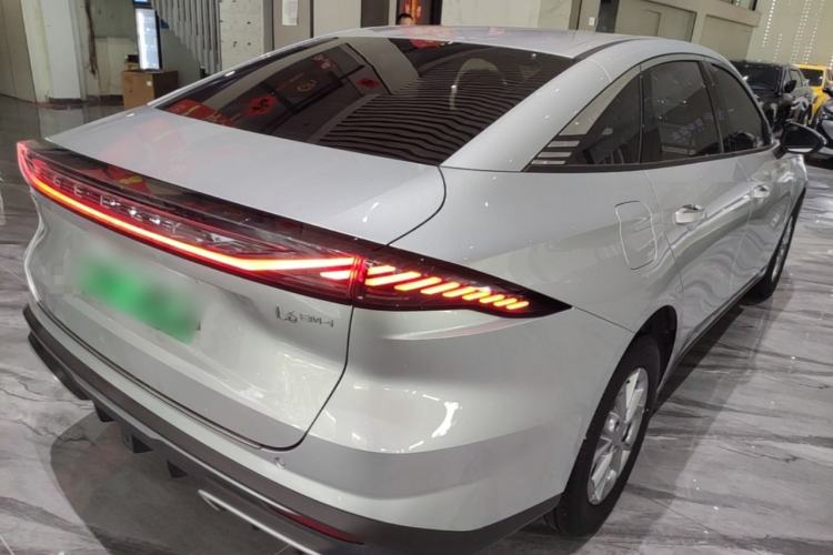Used Geely Galaxy L6 2025 EM-i 60km Launch Edition Rear Right 45 Deg