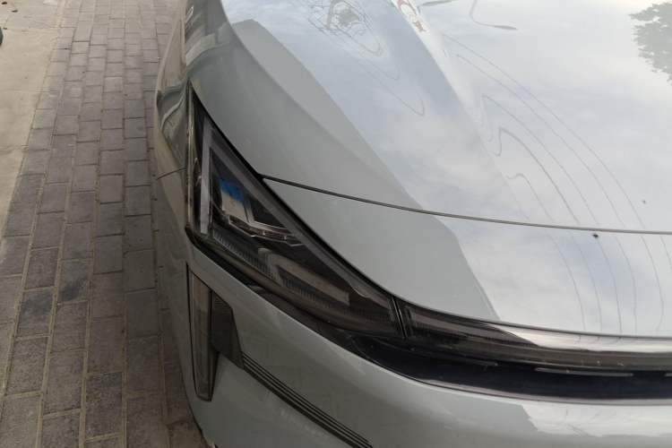 Used Geely Galaxy L6 2025 EM-i 140km Starship Edition Right Front Headlight