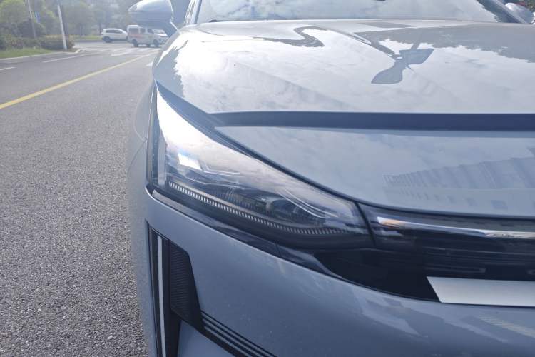 Used Geely Galaxy L6 2025 EM-i 60km Launch Edition Right Front Headlight