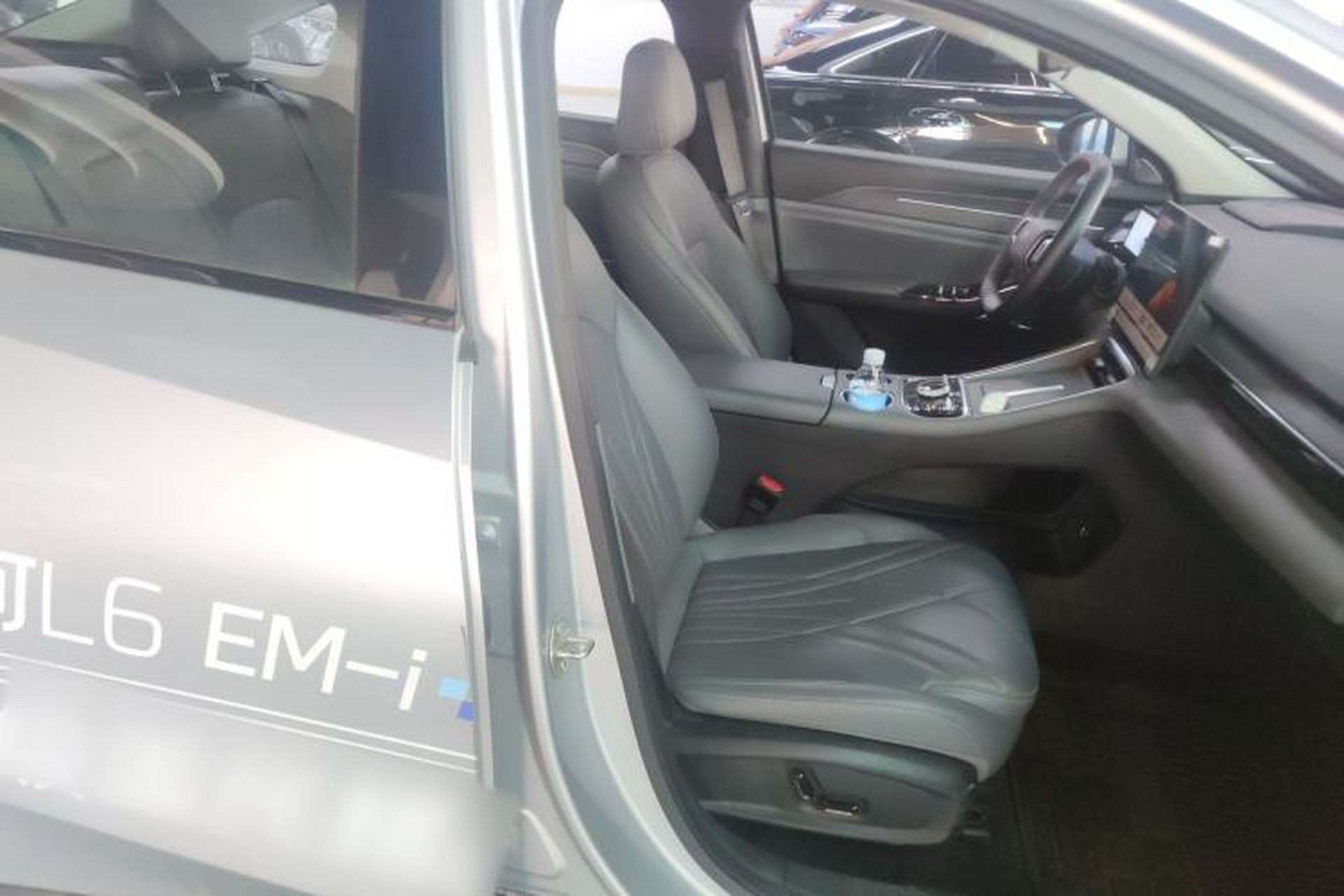 Used Geely Galaxy L6 2025 EM-i 140km Starship Edition Right Front Seat