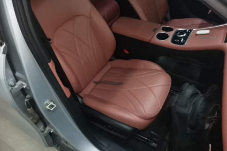 Used Geely Galaxy L6 2025 EM-i 140km Starship Edition Right Front Seat