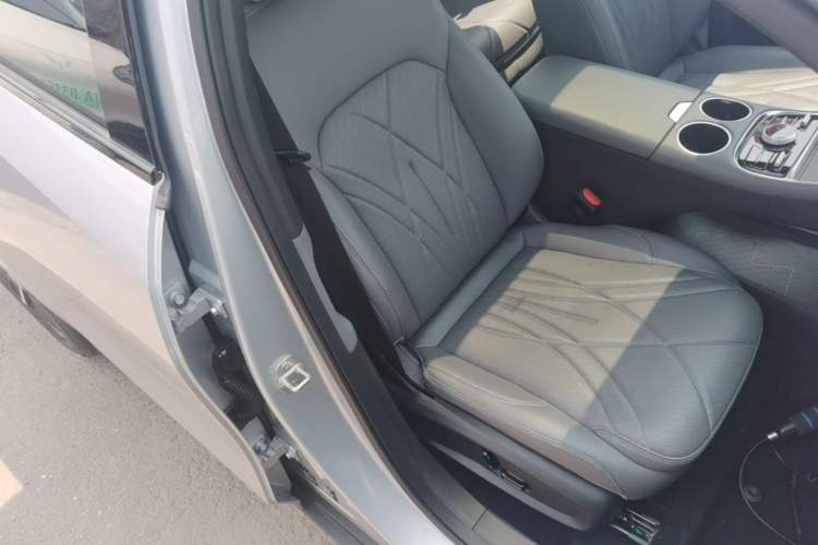 Used Geely Galaxy L6 2025 EM-i 140km Starship Edition Right Front Seat