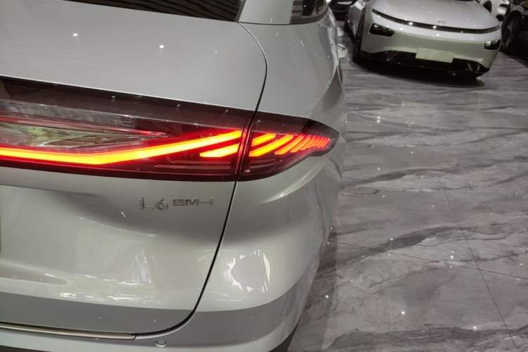 Used Geely Galaxy L6 2025 EM-i 60km Launch Edition Right Rear Taillight