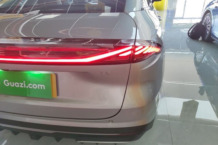 Used Geely Galaxy L6 2025 EM-i 140km Starship Edition Right Rear Taillight