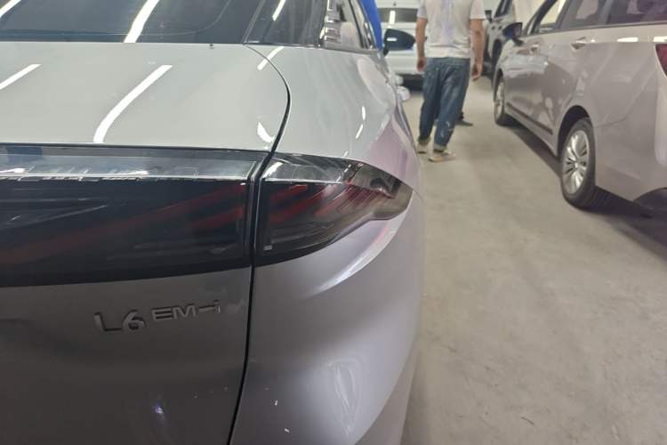 Used Geely Galaxy L6 2025 EM-i 60km Launch Edition Right Rear Taillight
