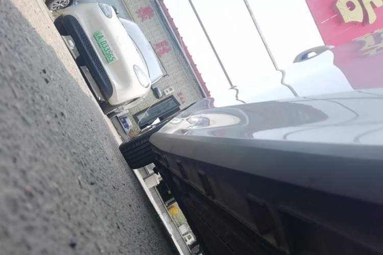 Used Geely Galaxy L6 2025 EM-i 140km Starship Edition Right Side Sill