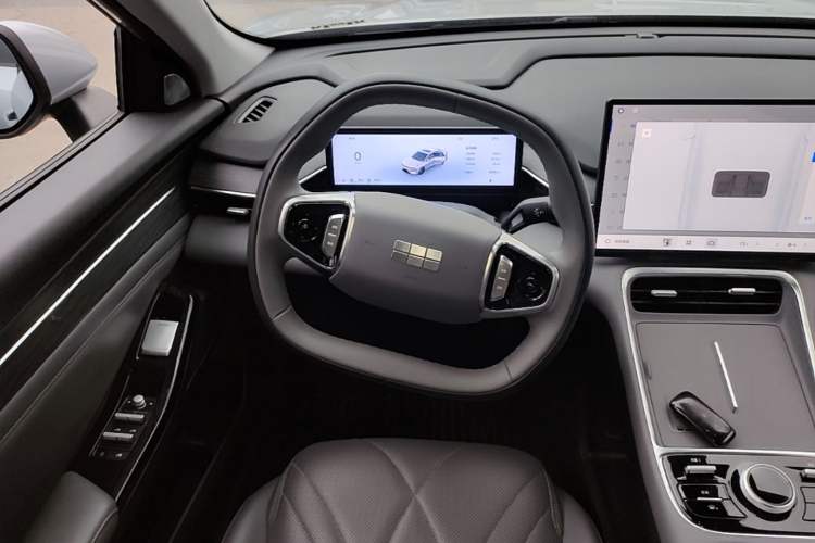 Used Geely Galaxy L6 2025 EM-i 140km Starship Edition Steering Wheel