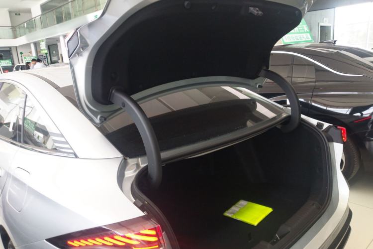 Used Geely Galaxy L6 2025 EM-i 140km Starship Edition Trunk